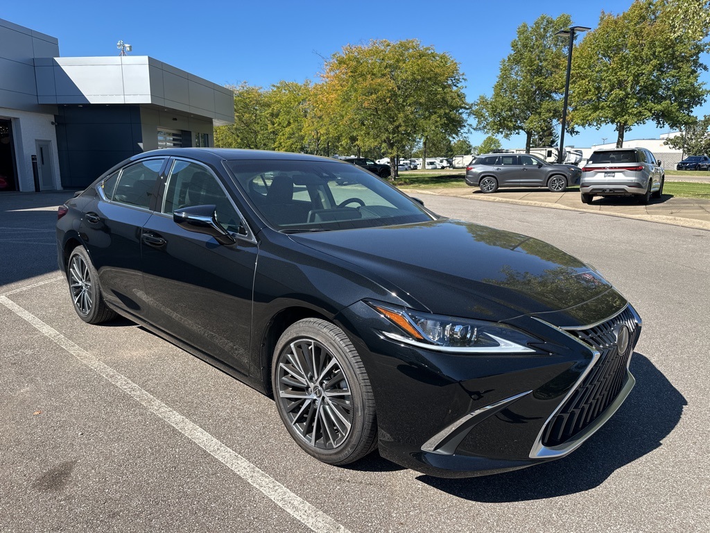 used 2024 Lexus ES car, priced at $41,690