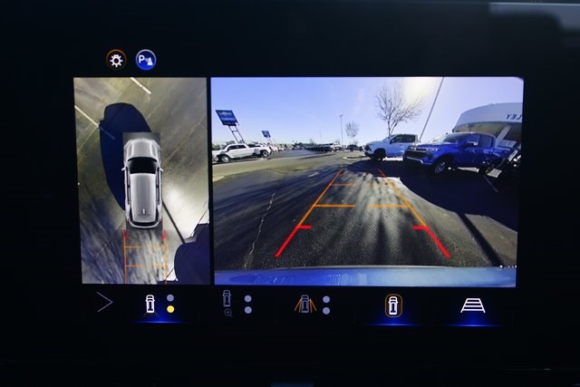 new 2026 Chevrolet Equinox car, priced at $33,490