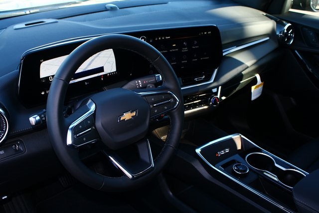 new 2026 Chevrolet Equinox car, priced at $33,490