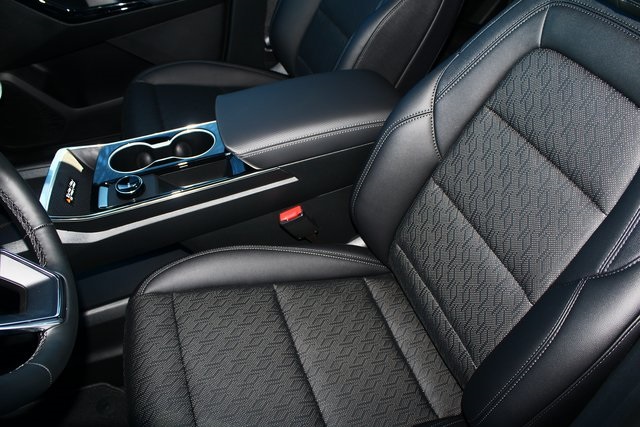 new 2026 Chevrolet Equinox car, priced at $33,490