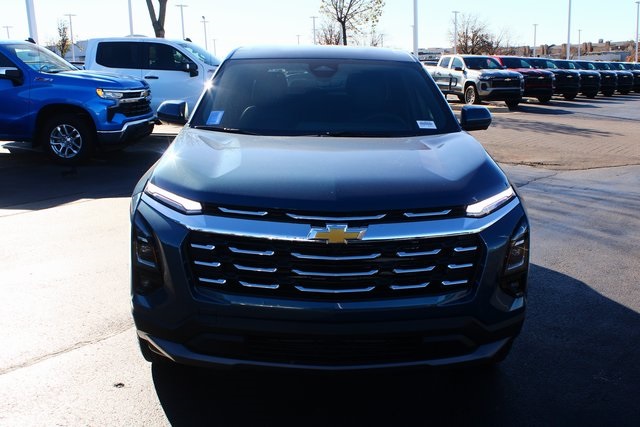 new 2026 Chevrolet Equinox car, priced at $33,490