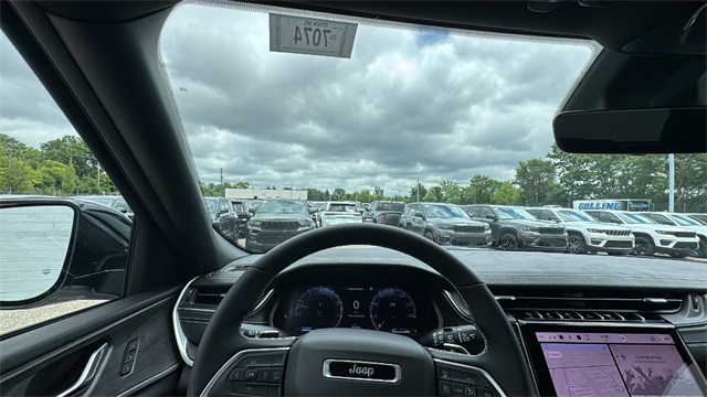 new 2025 Jeep Grand Cherokee car, priced at $45,381