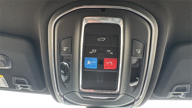 new 2025 Jeep Grand Cherokee car, priced at $45,381