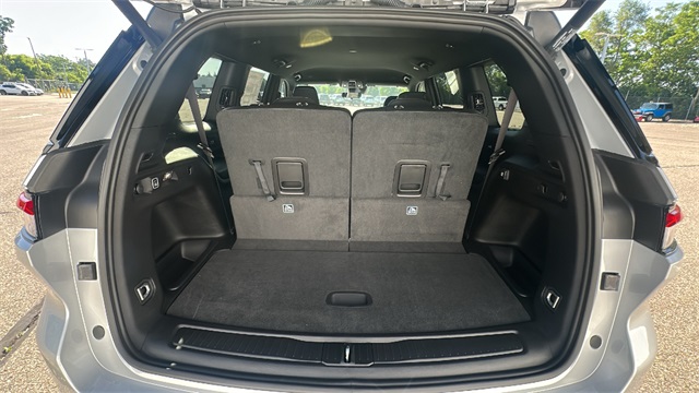 new 2025 Jeep Grand Cherokee L car, priced at $50,643
