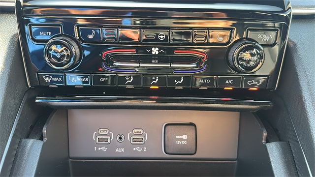 new 2025 Jeep Grand Cherokee L car, priced at $50,643