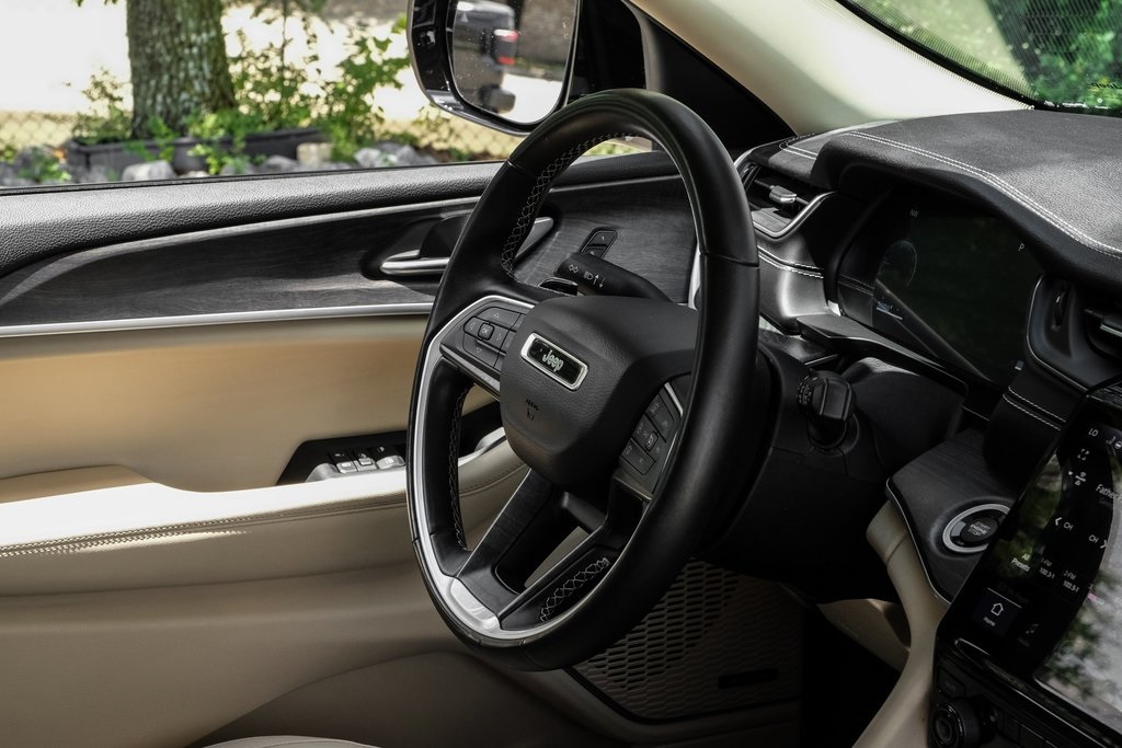 used 2022 Jeep Grand Cherokee L car, priced at $33,617