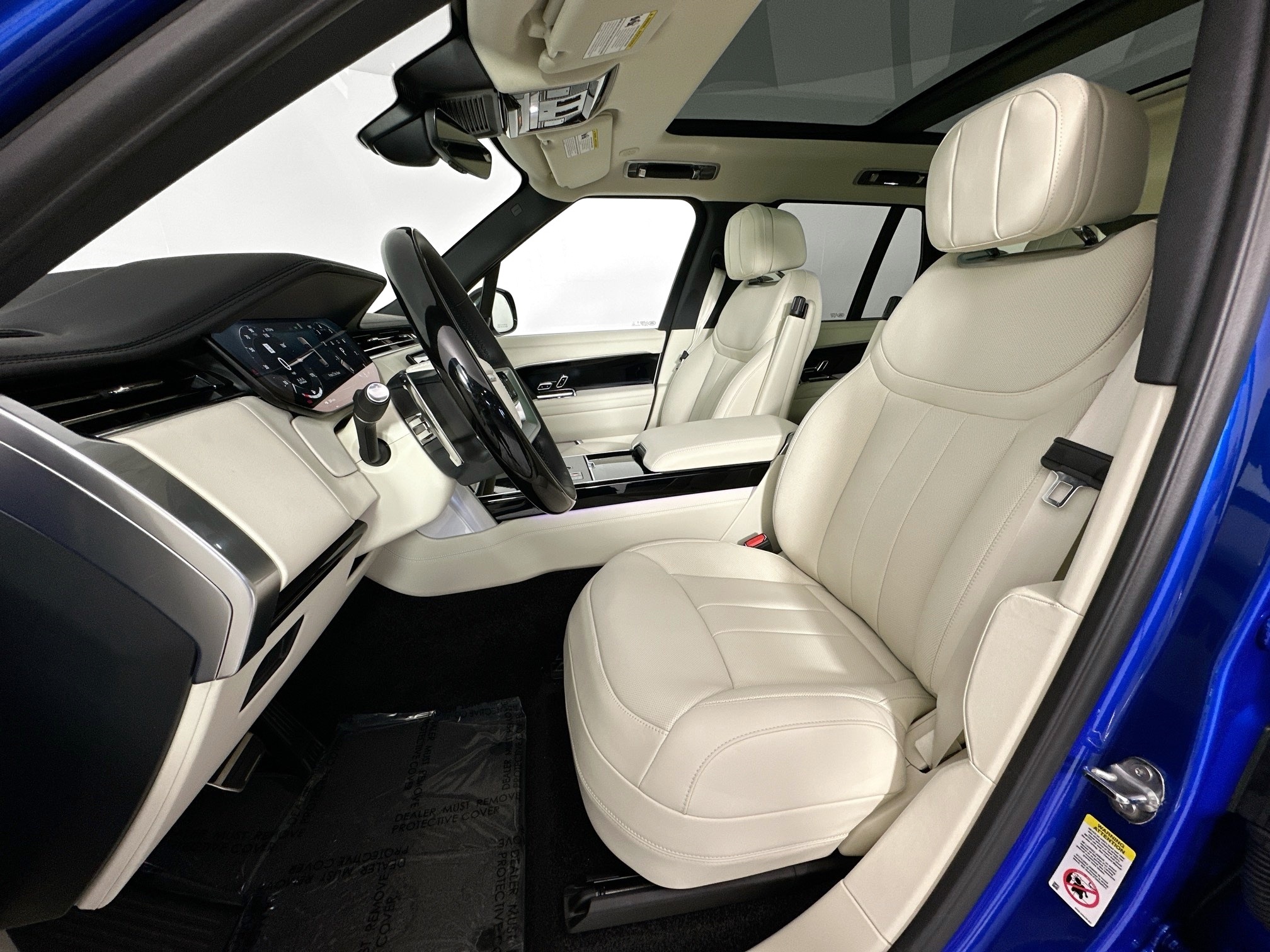 new 2025 Land Rover Range Rover car, priced at $162,380