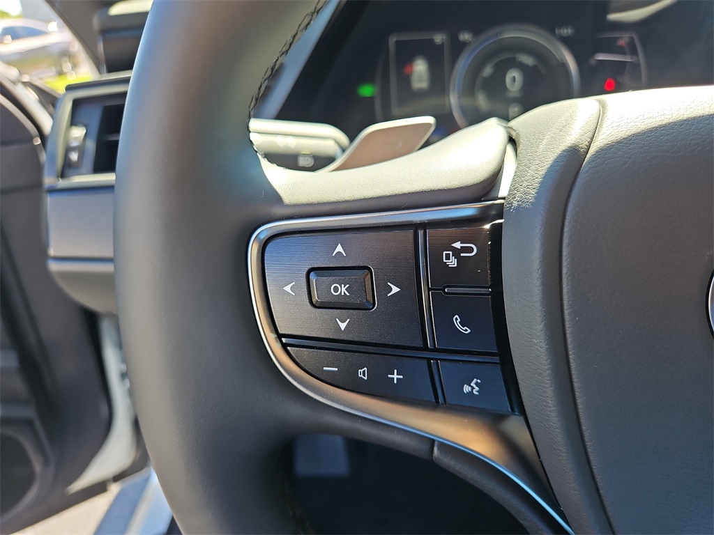 new 2025 Lexus ES car, priced at $51,014