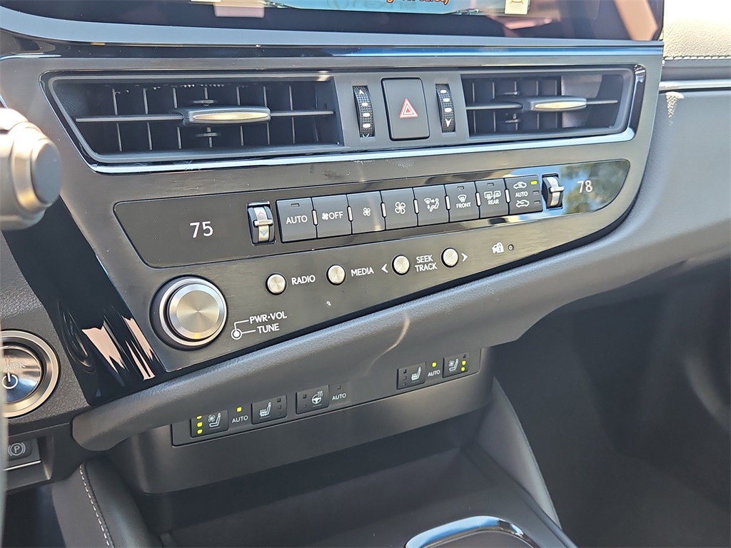 new 2025 Lexus ES car, priced at $51,014