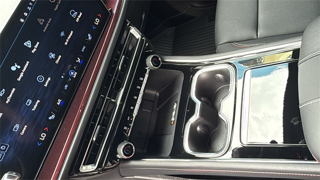 new 2026 Chevrolet Traverse car, priced at $51,220