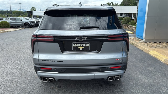 new 2026 Chevrolet Traverse car, priced at $51,220
