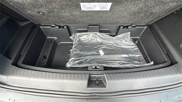 new 2026 Chevrolet Traverse car, priced at $51,220