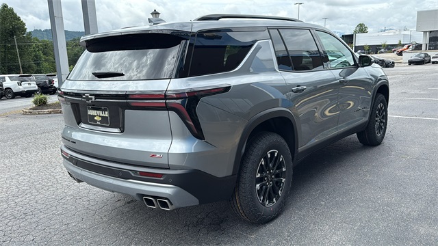 new 2026 Chevrolet Traverse car, priced at $51,220
