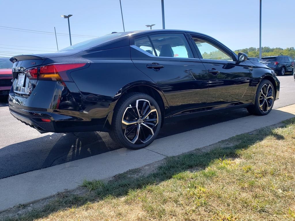 new 2025 Nissan Altima car, priced at $32,995