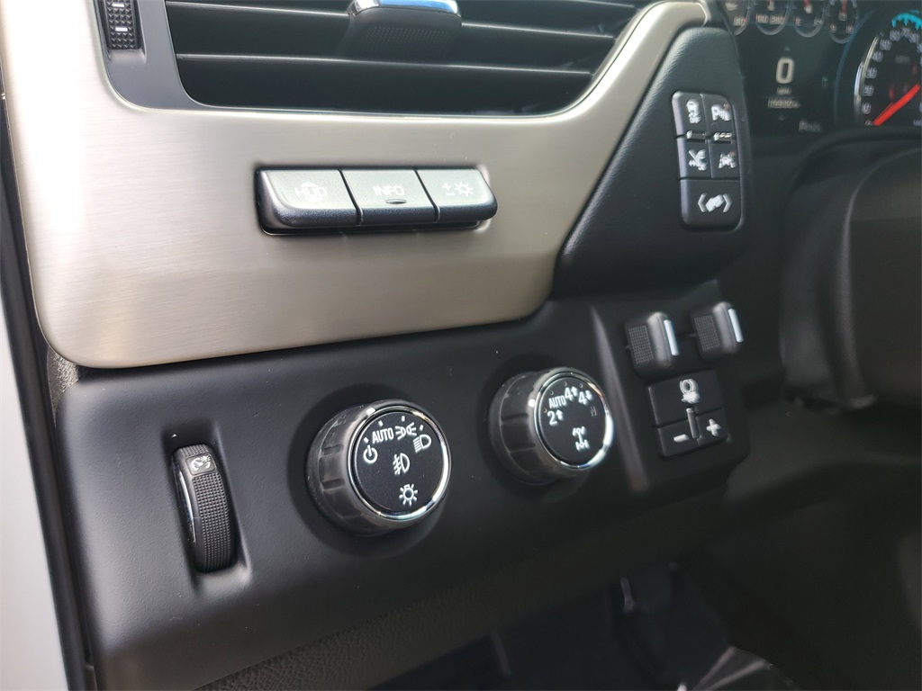 used 2018 GMC Yukon car, priced at $28,550