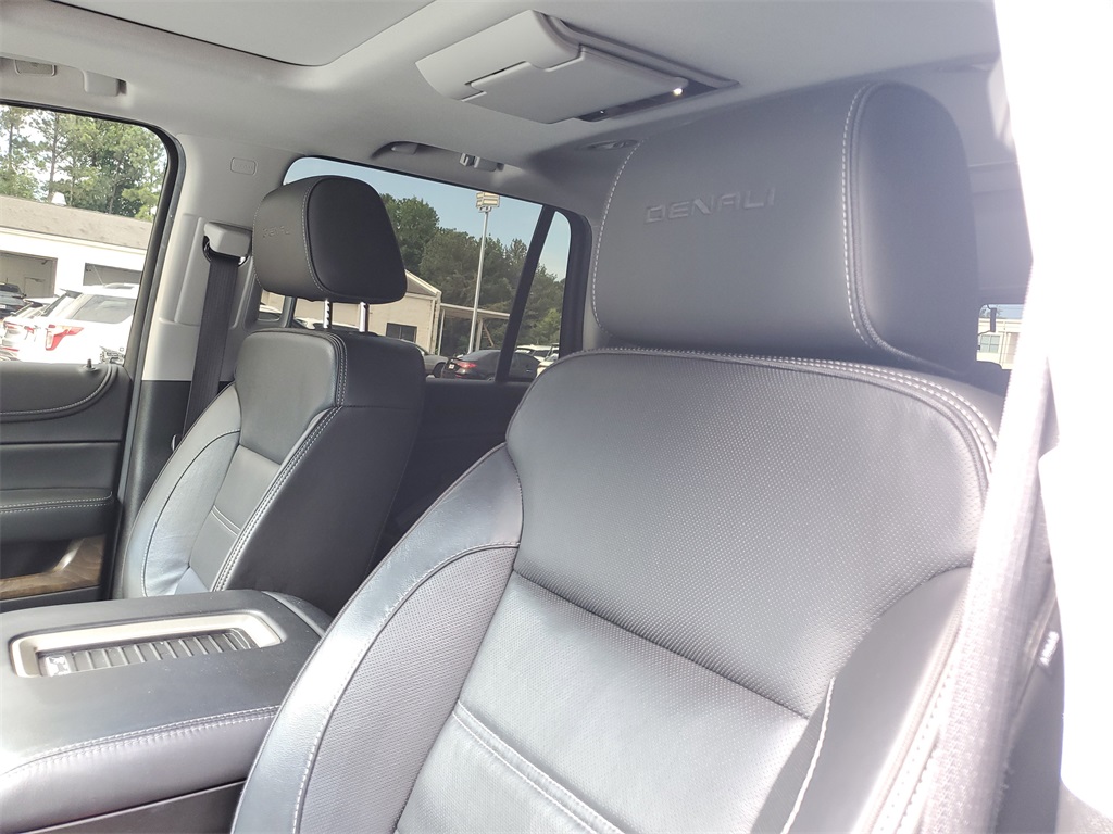 used 2018 GMC Yukon car, priced at $28,550