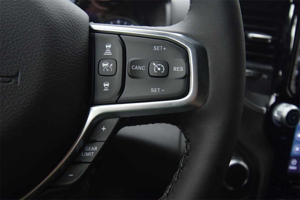 new 2025 Ram 1500 car, priced at $51,402