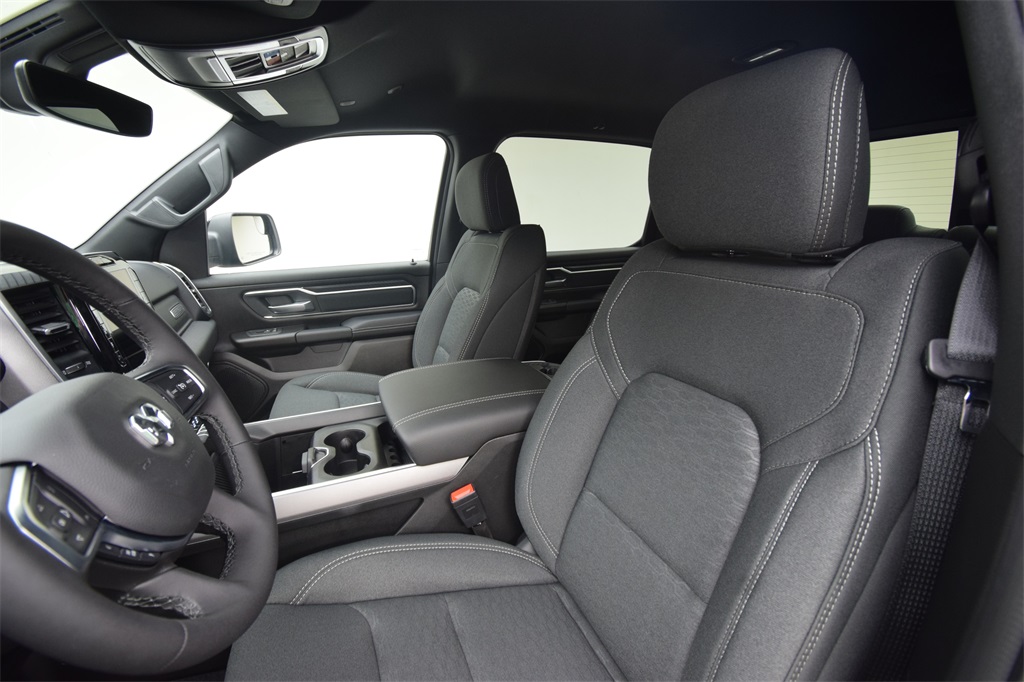 new 2025 Ram 1500 car, priced at $51,402