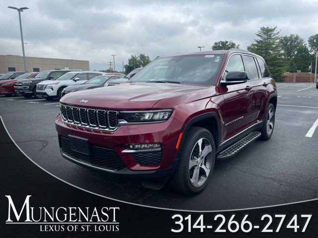 used 2024 Jeep Grand Cherokee car, priced at $39,740