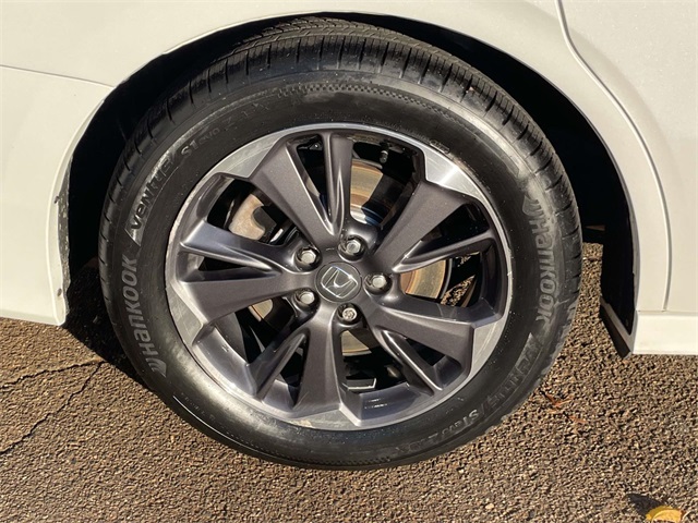 used 2023 Honda Odyssey car, priced at $39,062
