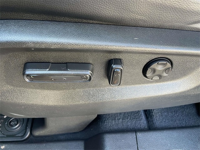 used 2023 Honda Odyssey car, priced at $39,062