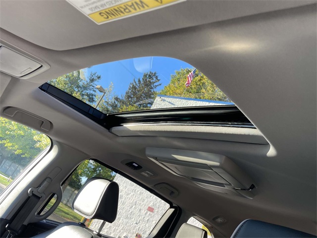 used 2023 Honda Odyssey car, priced at $39,062