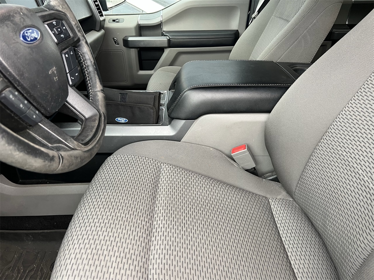 used 2020 Ford F-150 car, priced at $35,996