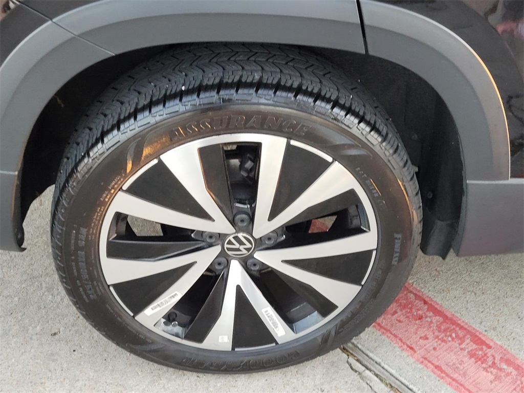 used 2024 Volkswagen Taos car, priced at $20,449