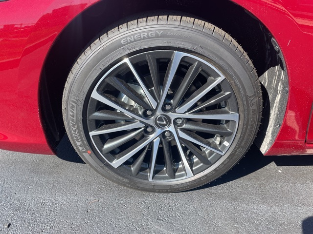 new 2025 Lexus ES car, priced at $50,809