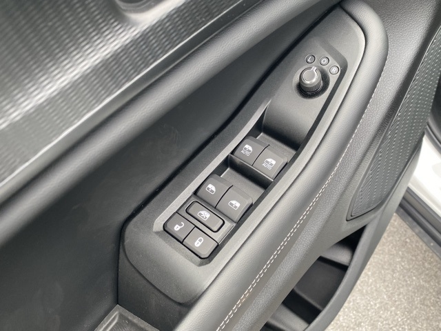 new 2025 Jeep Grand Cherokee L car, priced at $39,908