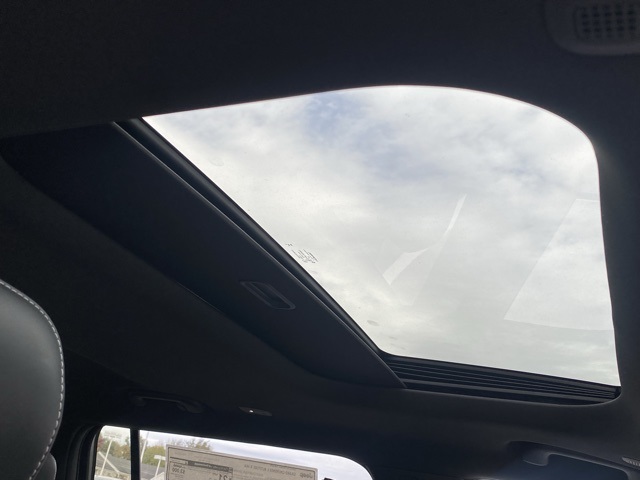 new 2025 Jeep Grand Cherokee L car, priced at $39,908