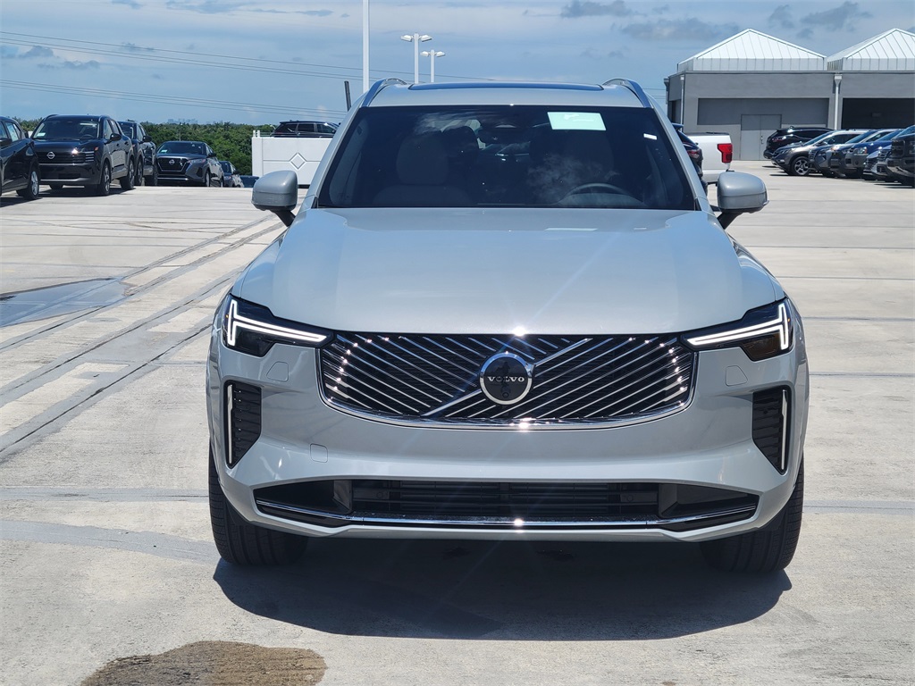 new 2026 Volvo XC90 Plug-In Hybrid car, priced at $81,875