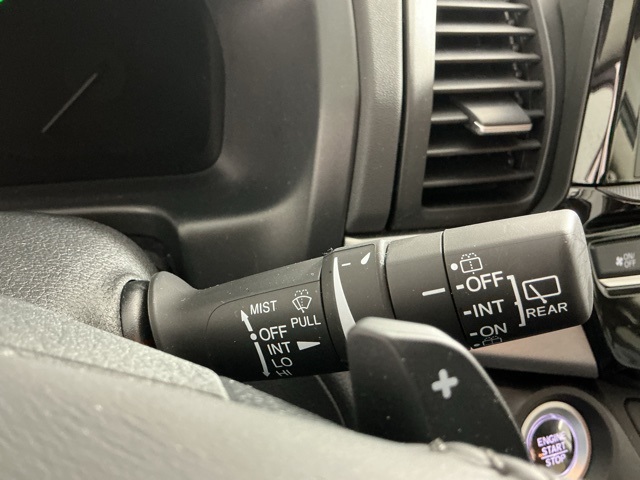 used 2025 Honda Odyssey car, priced at $39,895