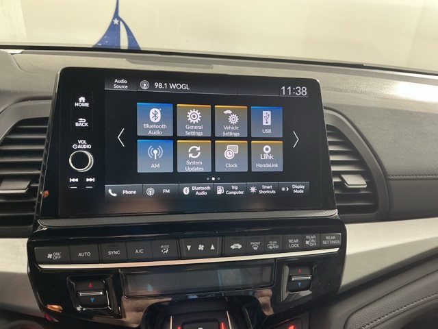 used 2025 Honda Odyssey car, priced at $39,895