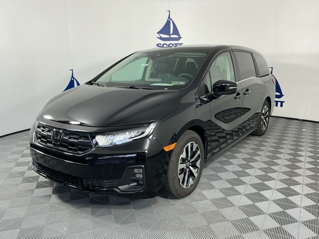 used 2025 Honda Odyssey car, priced at $39,895