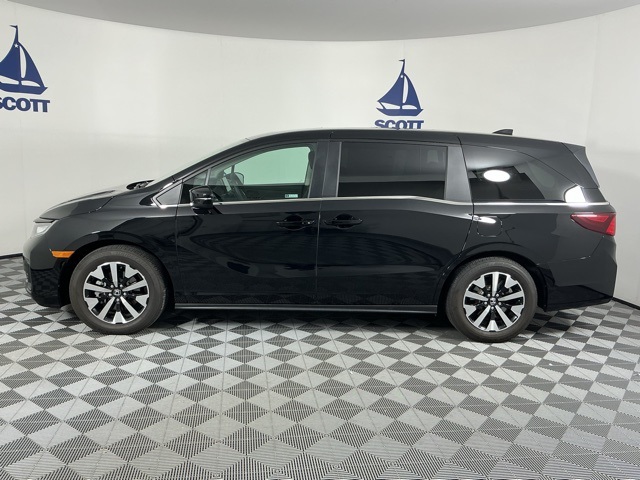 used 2025 Honda Odyssey car, priced at $39,895