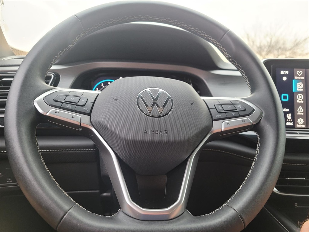 used 2025 Volkswagen Atlas Cross Sport car, priced at $35,900