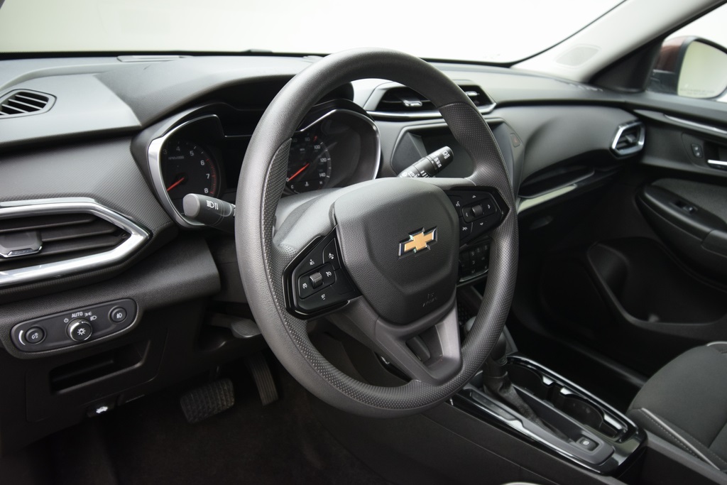 used 2022 Chevrolet TrailBlazer car, priced at $22,300