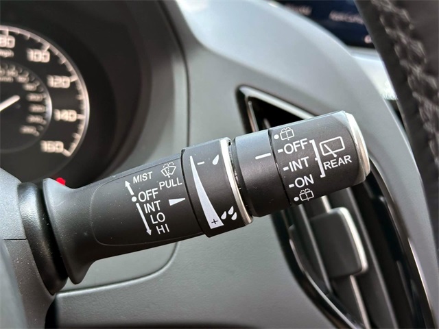 used 2021 Acura RDX car, priced at $31,250
