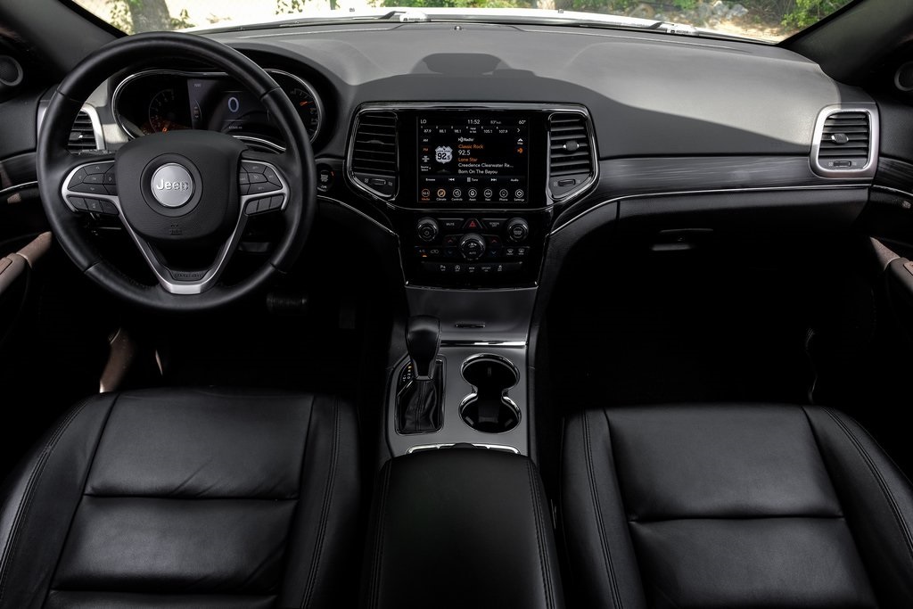 used 2022 Jeep Grand Cherokee WK car, priced at $27,052