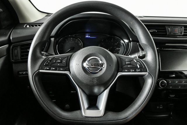 used 2020 Nissan Rogue Sport car, priced at $15,900