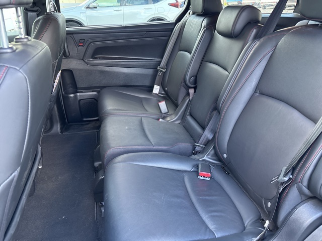 used 2025 Honda Odyssey car, priced at $39,650