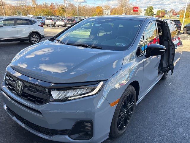 used 2025 Honda Odyssey car, priced at $39,650