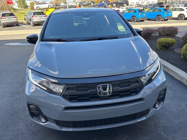 used 2025 Honda Odyssey car, priced at $39,650