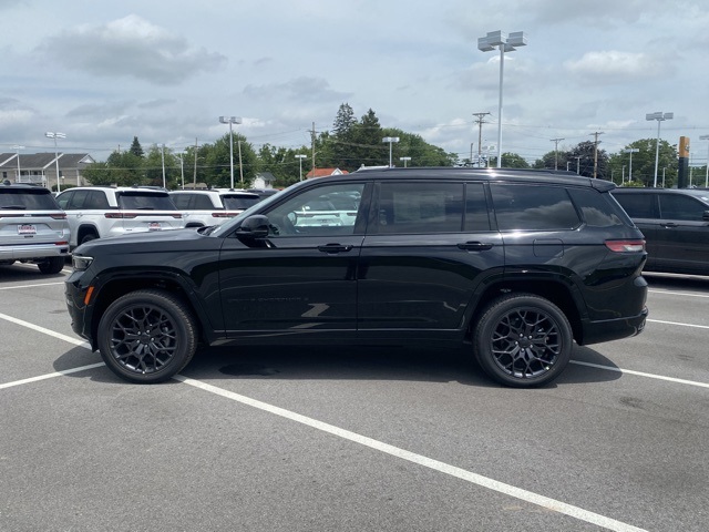 new 2025 Jeep Grand Cherokee L car, priced at $63,625