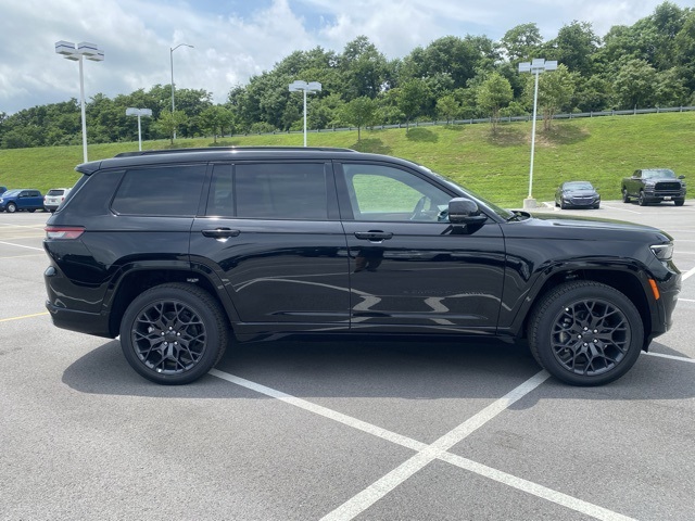 new 2025 Jeep Grand Cherokee L car, priced at $63,625