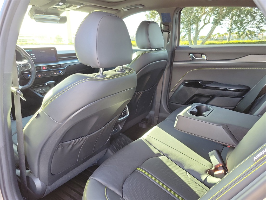 used 2025 Kia K5 car, priced at $29,998