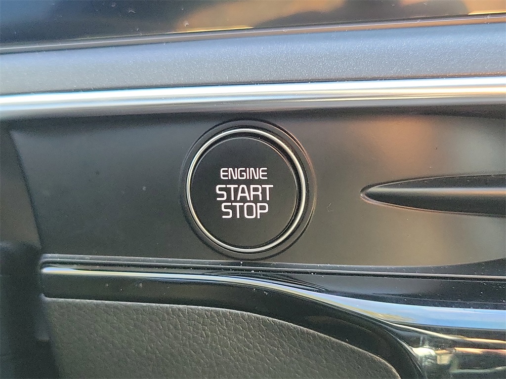 used 2025 Kia K5 car, priced at $29,998