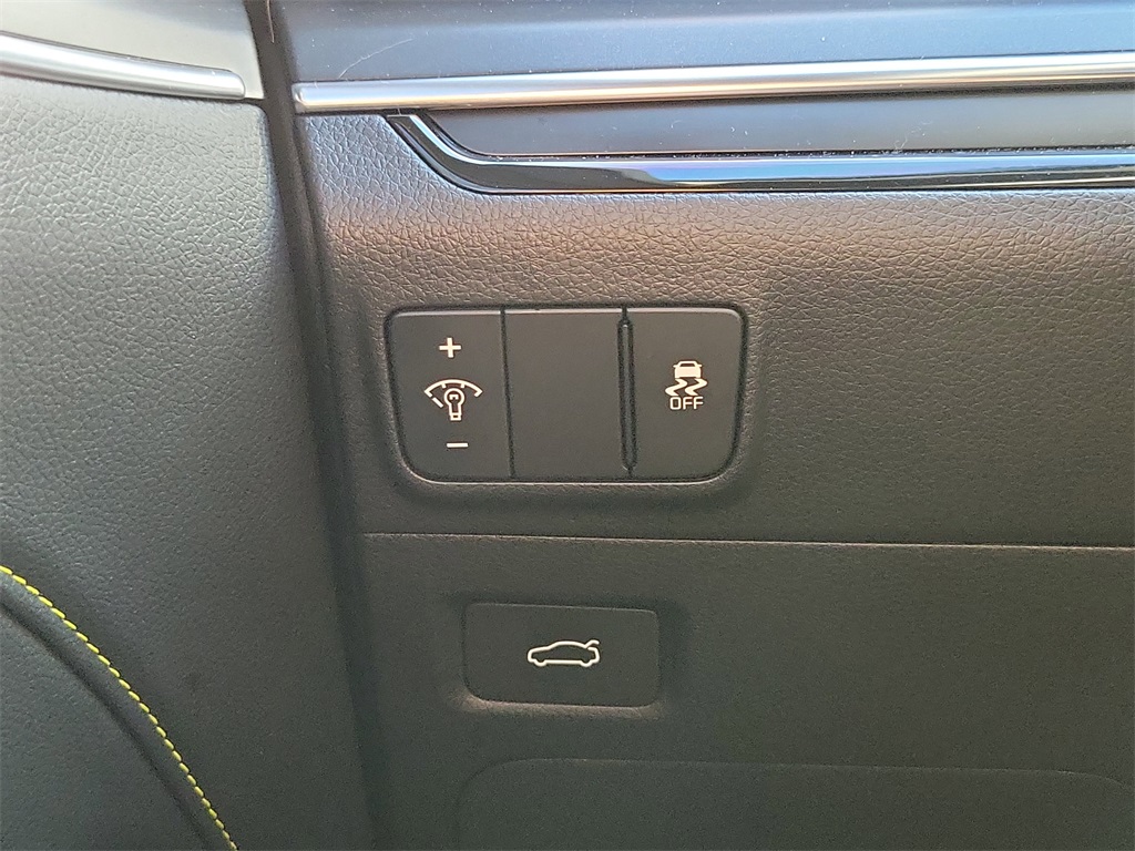 used 2025 Kia K5 car, priced at $29,998