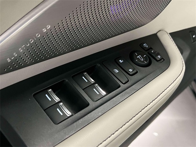 used 2025 Acura RDX car, priced at $45,635